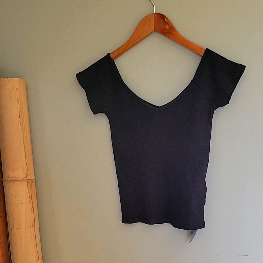 Brandy Melville crop tp knit